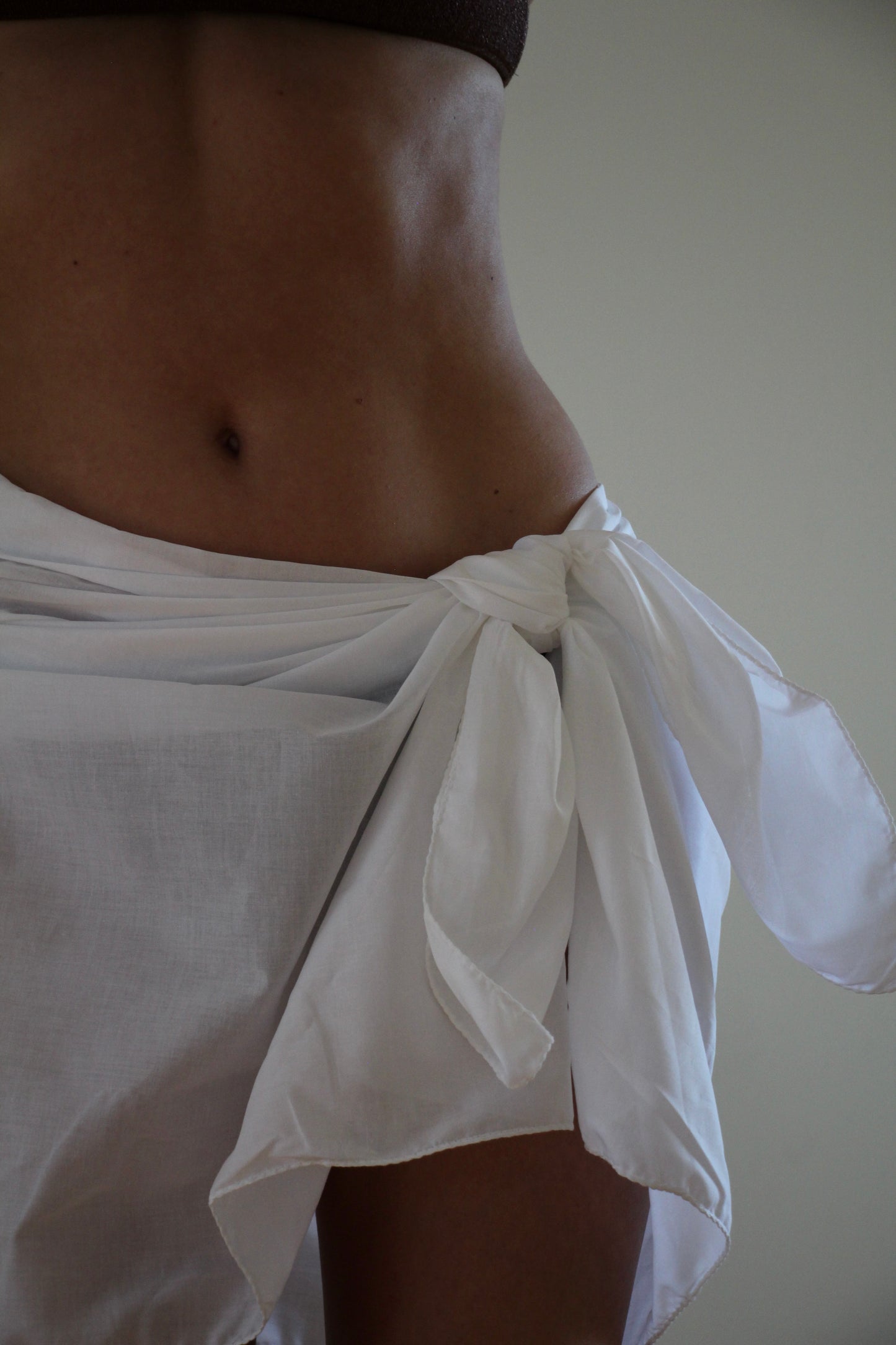 The Cotton Sarong - Gardenia